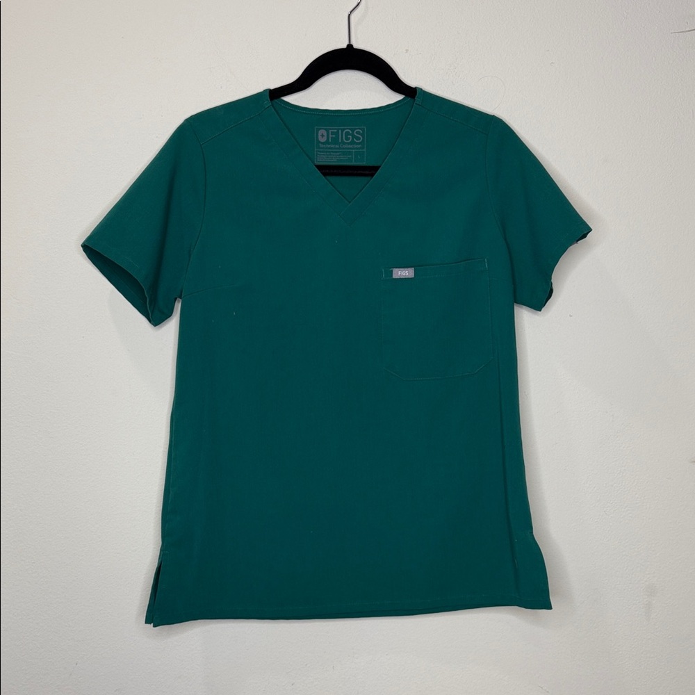 Figs Emerald Green V-Neck Scrub Top